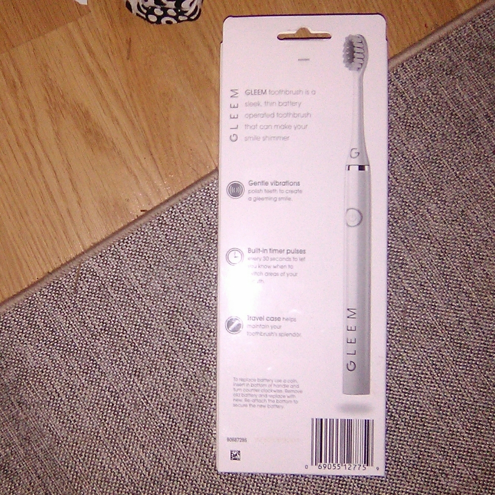 Power Toothbrush - Picture 2 of 2